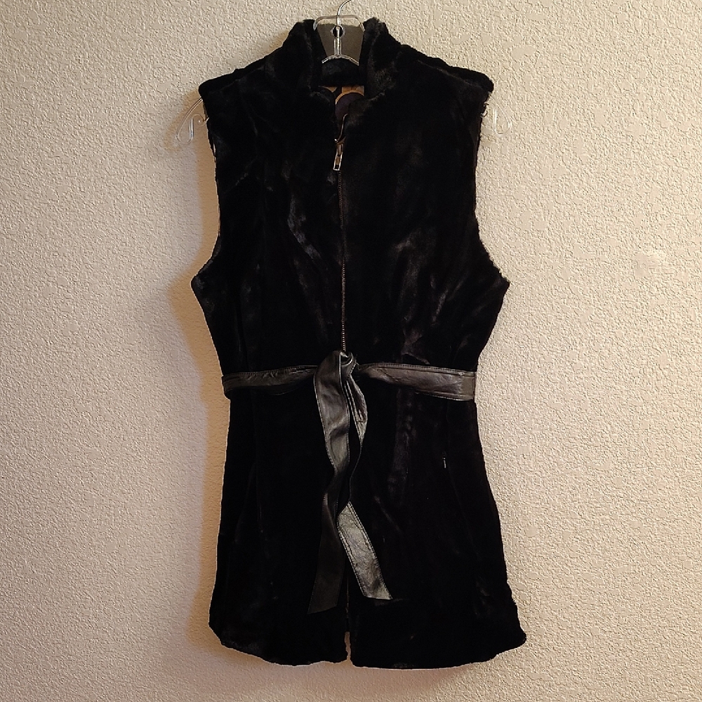 J. McLaughlin Black Vest with Gray Accents